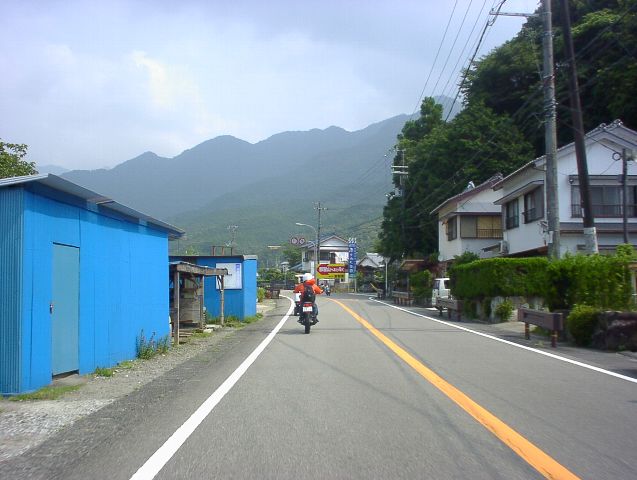 050